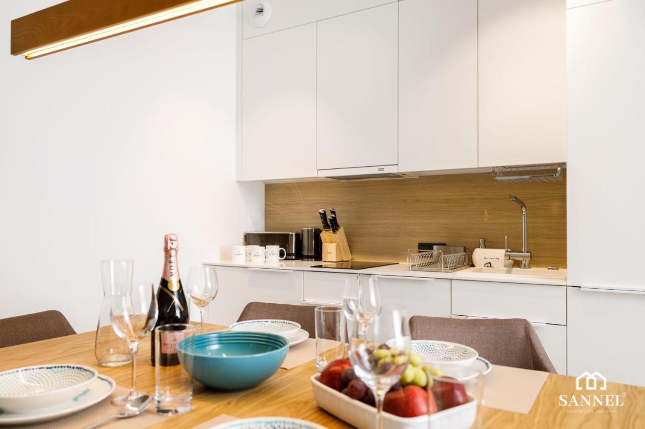 Apartament Golden Sand Z Dostepem Do Basenow,Jacuzzi,Strefy Saun- Pinea Apartments Pobierowo-Sannel Apartments For Rent Exteriör bild