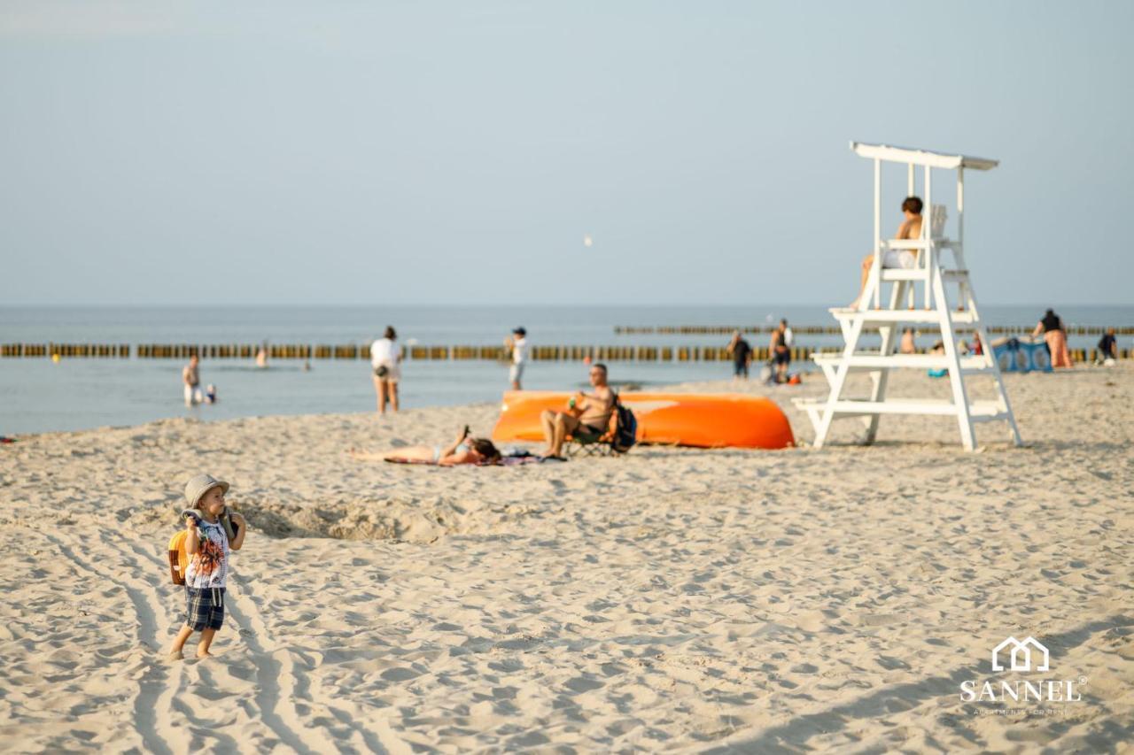 Apartament Golden Sand Z Dostepem Do Basenow,Jacuzzi,Strefy Saun- Pinea Apartments Pobierowo-Sannel Apartments For Rent Exteriör bild